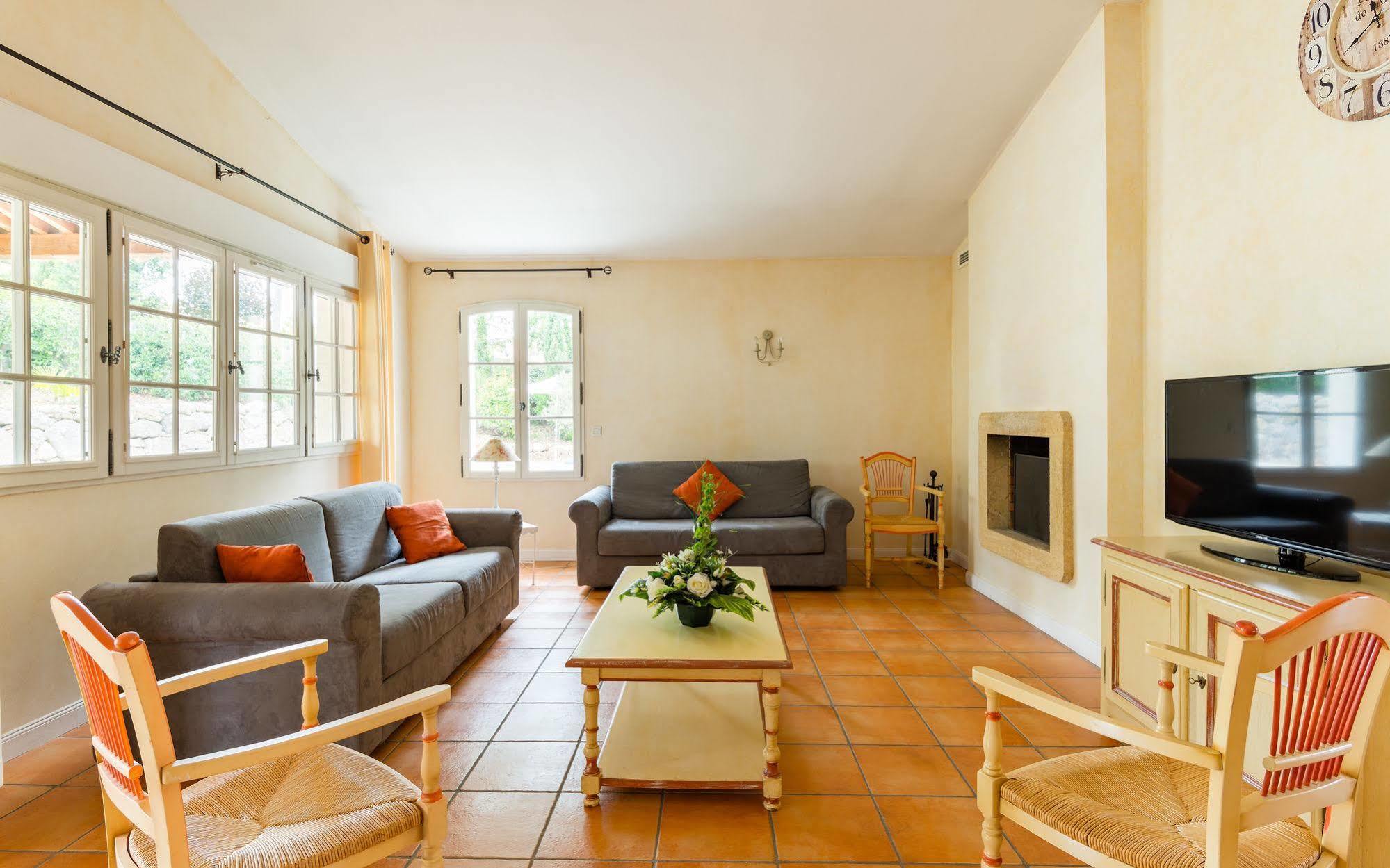 Lagrange Vacances Domaine De Fayence Exterior foto